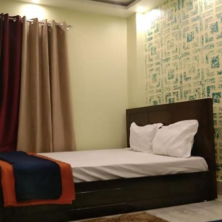 Dubby Indian Hotel Inn ! Puri Buitenkant foto