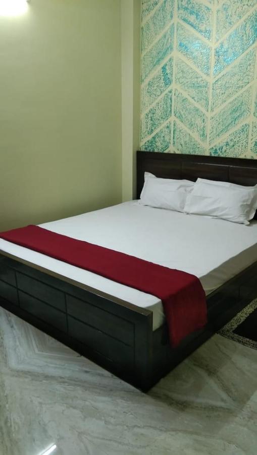 Dubby Indian Hotel Inn ! Puri Buitenkant foto