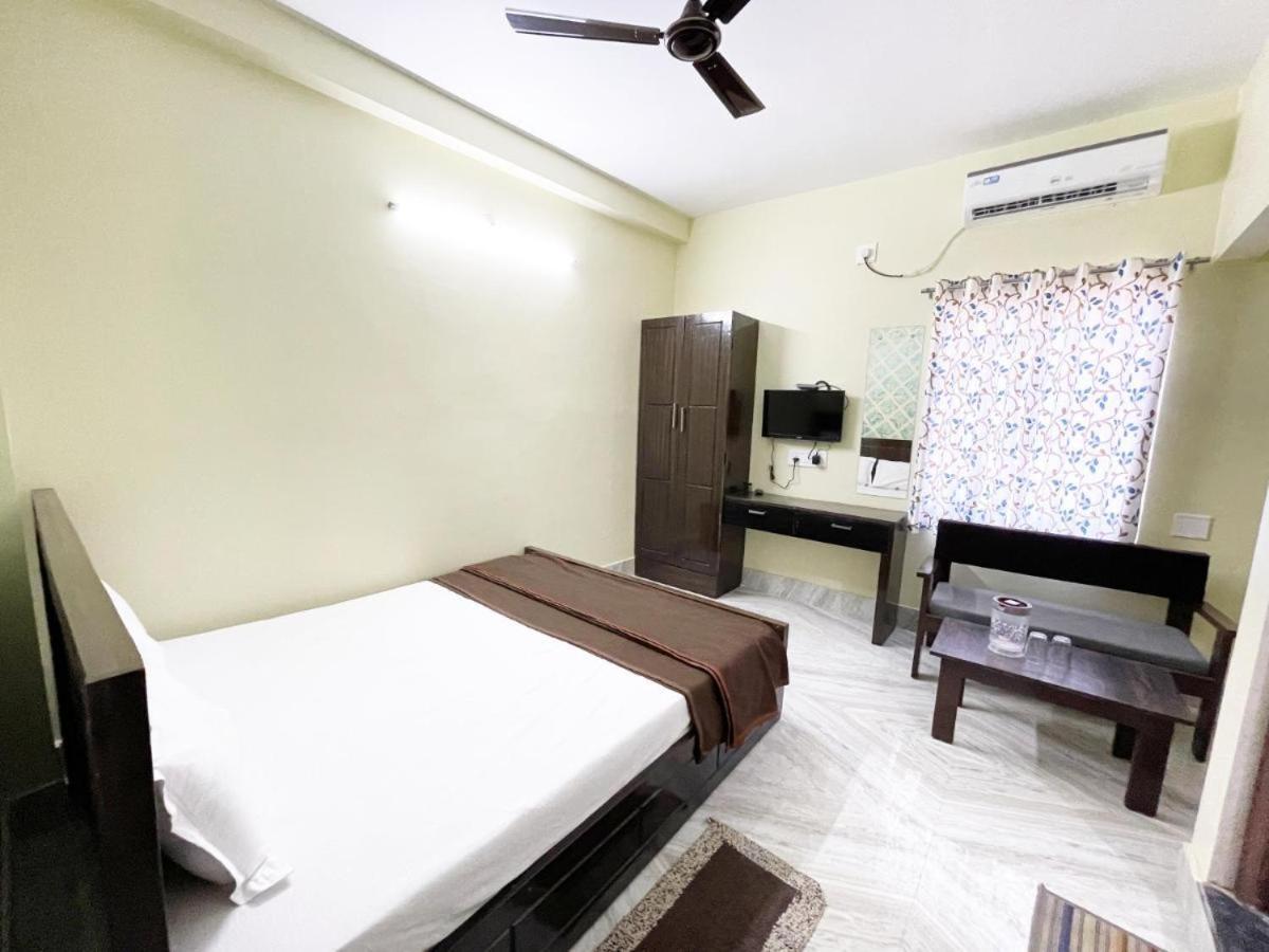 Dubby Indian Hotel Inn ! Puri Buitenkant foto