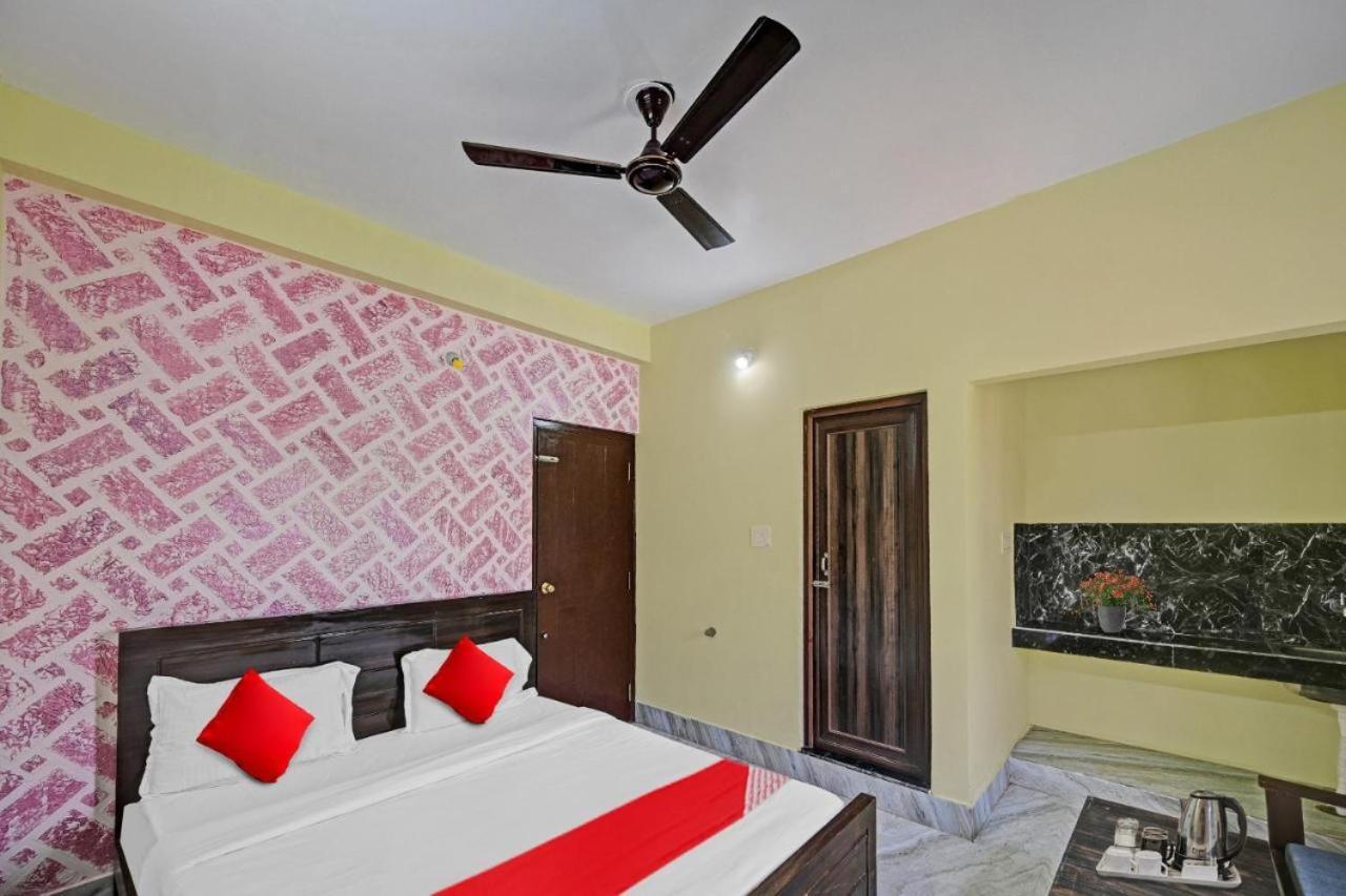 Dubby Indian Hotel Inn ! Puri Buitenkant foto