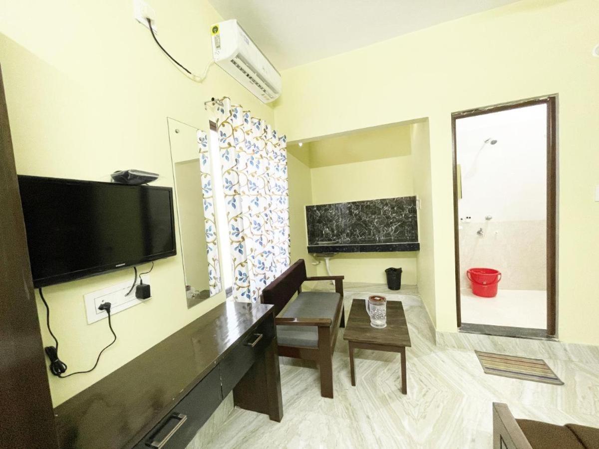 Dubby Indian Hotel Inn ! Puri Buitenkant foto